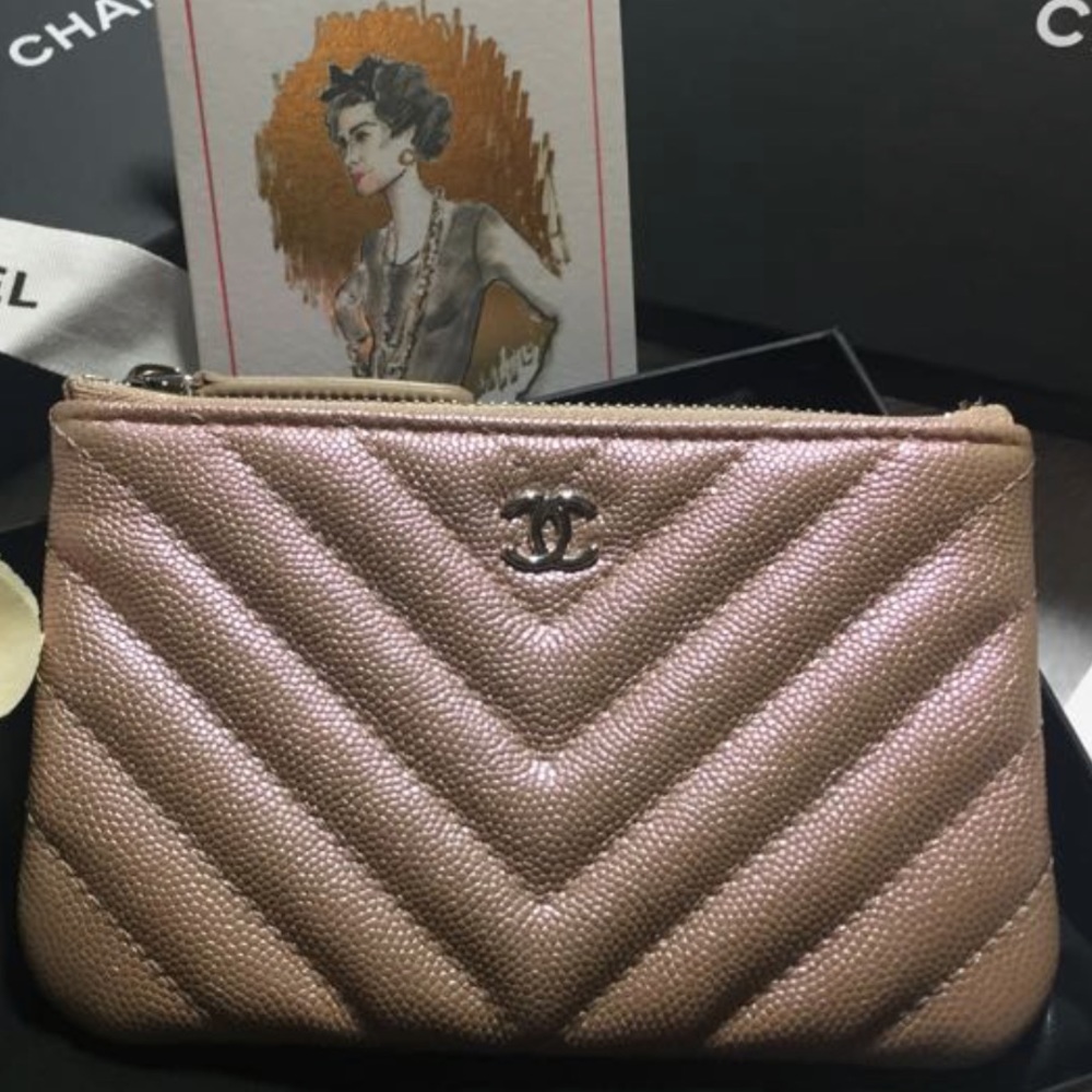 ISO!!! Chanel 17B and 17C Card Wallet